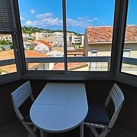 Sete, 2 Pieces, 4 Personnes - Fr-1-472a-66 Sète